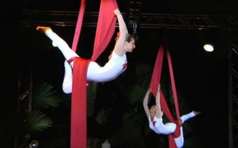 Música, circo e teatro animam o Largo São João neste sábado
