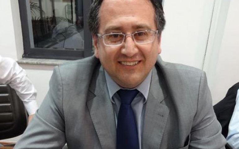 Vereador Roberto Araújo homenageia Funerária Nossa Senhora Aparecida pelos seus 70 anos de atividade