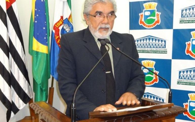 Vereador Francisco Barreto solicita informações sobre ampliação da Zona Azul no Município