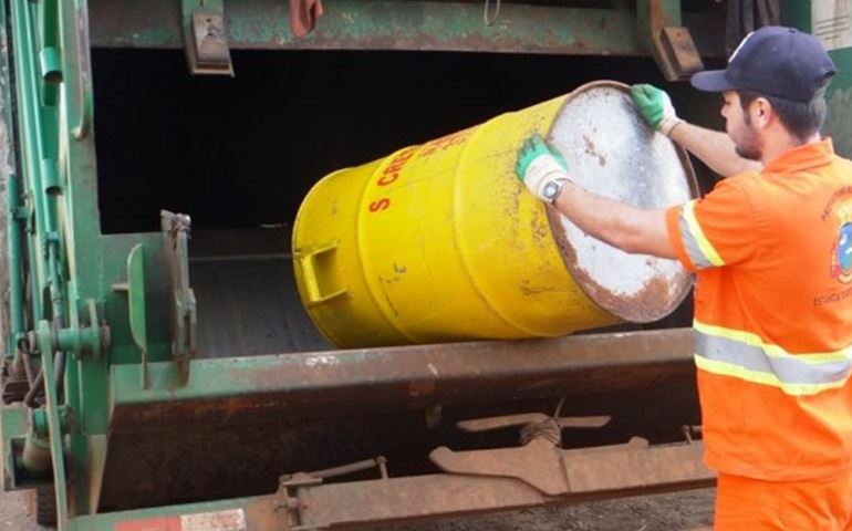 Coleta de lixo domiciliar não acontecerá a partir deste fim de semana