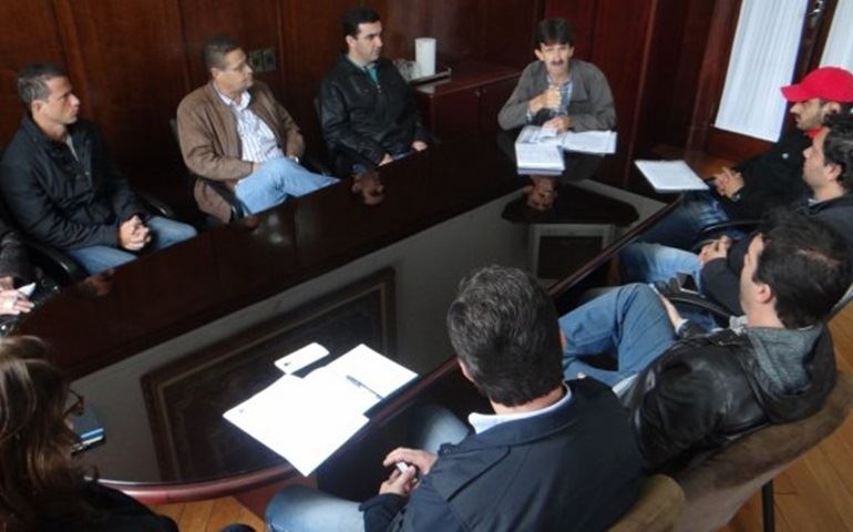 Indústria e Comércio orienta empresários contemplados com áreas municipais