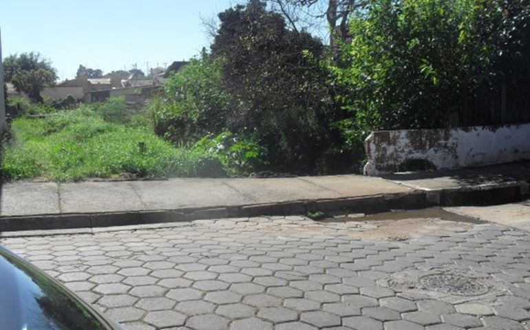 MAIS UM DESCASO DA SECRETARÍA DE OBRAS MUNICIPAL