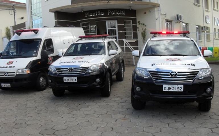 SECCIONAL DE POLÍCIA DE AVARÉ RECEBE DUAS TOYOTA HILUX SW4