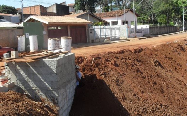 A EROSÃO DO B. ALTO DA BOA VISTA ESTÁ CHEGANDO AO FIM