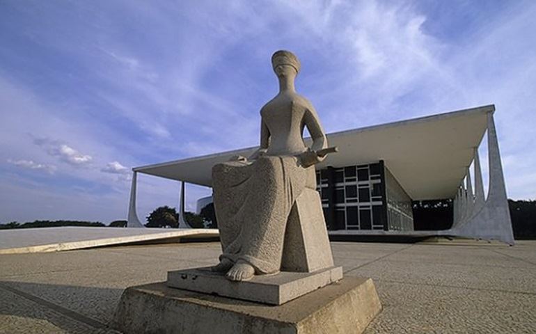 PUBLICAÇÃO DE USO CAPIÃO