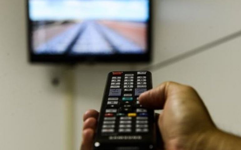 Correios entrega antenas e conversores para TV Digital em São Paulo