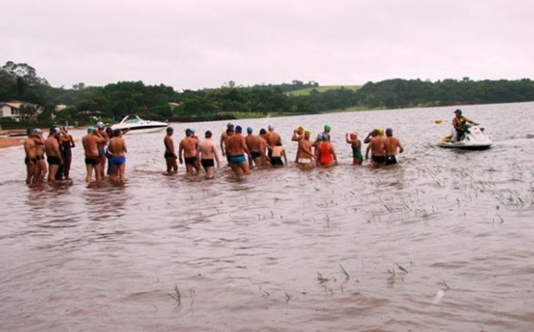  Thriathlon de Revezamento na AABB ? Primeiro evento esportivo do ano reúne mais de 20 trios