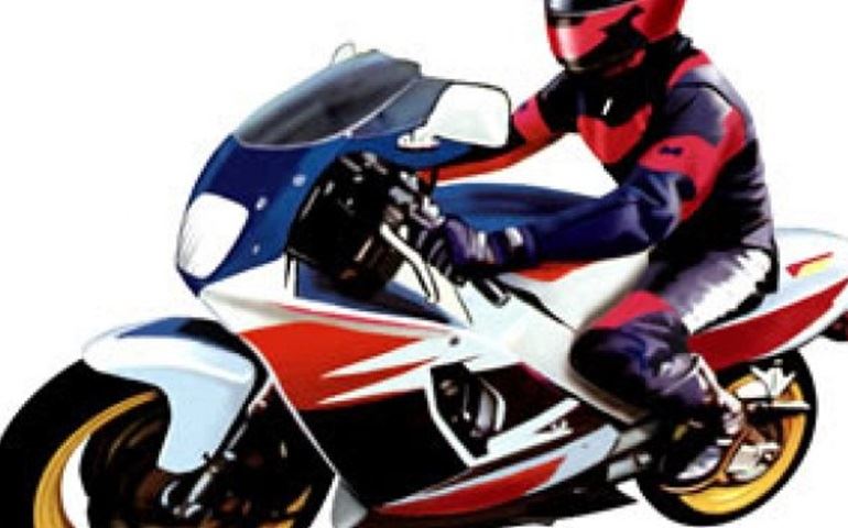 Motociclista bate em banco de concreto e morre em Botucatu