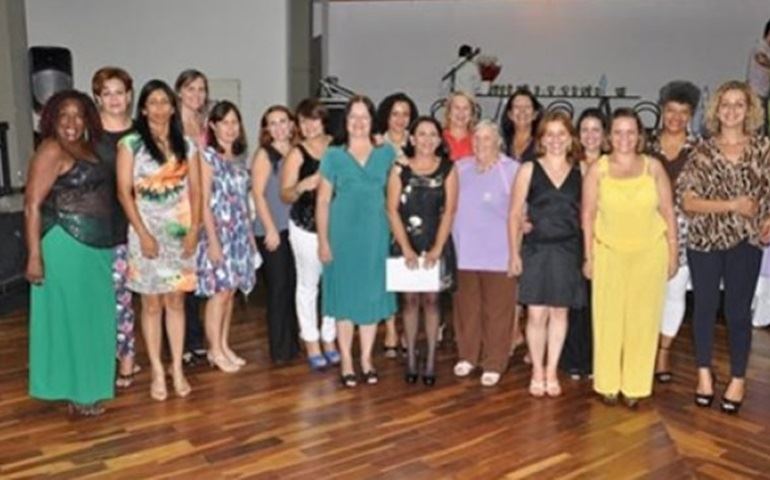 Nova diretoria do conselho para mulheres toma posse em Botucatu