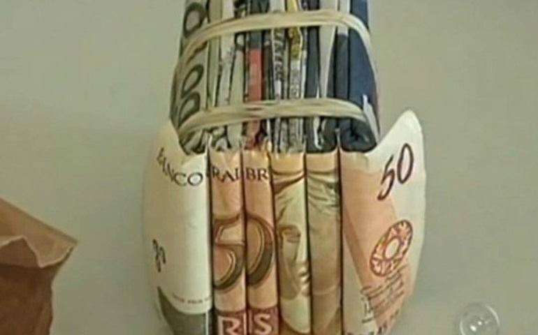 APLICARAM UM GOLPE EM UM  TRABALHADOR RURAL EM AVARE