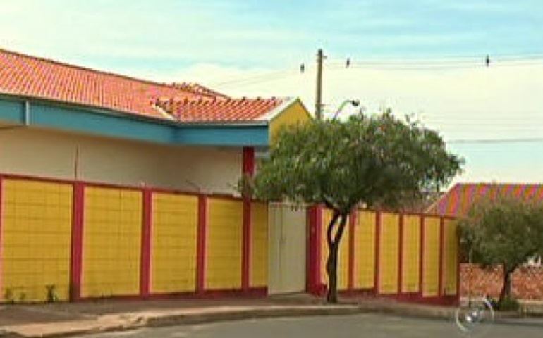 CRECHE DONA BIDUNGA CONTINUA COM PROBLEMAS DE VAGAS