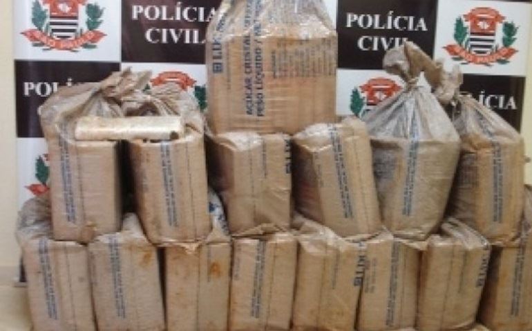POLÍCIA CIVIL APREENDE GRANDE QUANTIDADE DE MACONHA EM TAGUAÍ