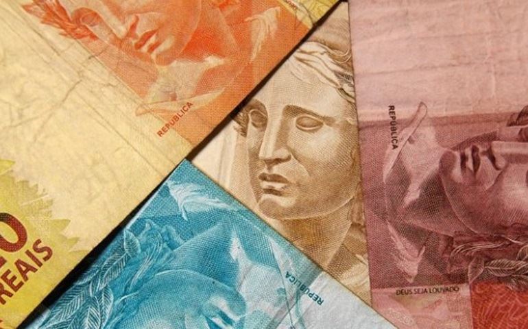 Banco Central prevê para 2016 dívida bruta recorde