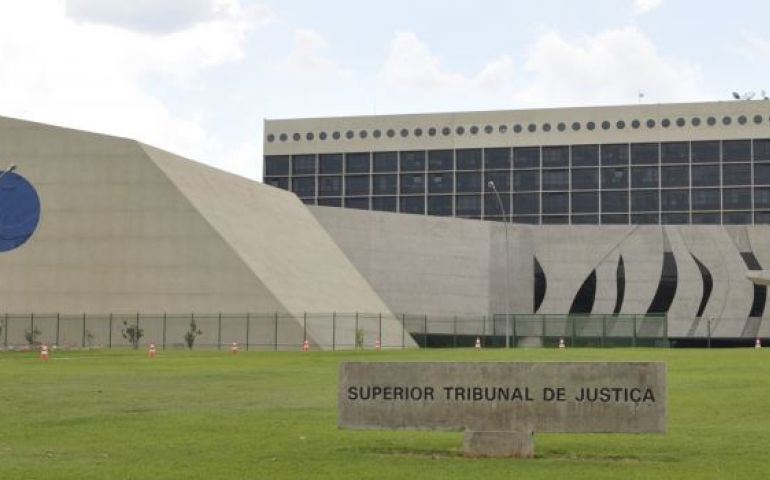 STJ MANDA SOLTAR PRESOS QUE TIVEREM LIBERDADE CONDICIONADA A FIANÇA