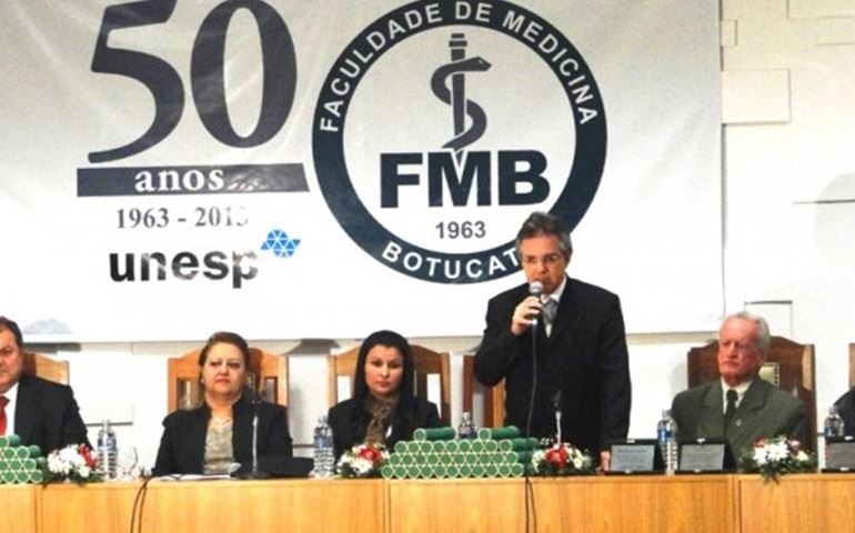 68 AUXILIARES DE ENFERMAGEM COLARAM GRAU DIA 3 EM BOTUCATU