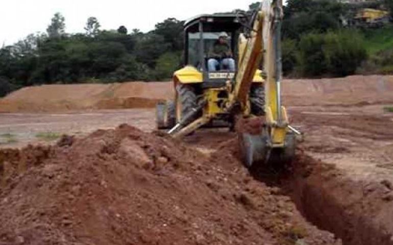 Morre operário vítima de soterramento em loteamento em Avaré