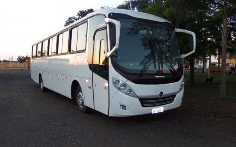 PREFEITURA COMPROU UM ONIBUS NOVO PARA LEVAR PESSOAS PARA HOSPITAL DA UNESP   EM  BOTUCATU (RUBIÃO).