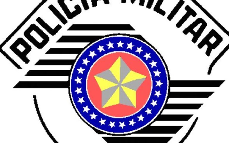 TRÁFICO DE DROGAS E PORTE ILEGAL DE ARMAS