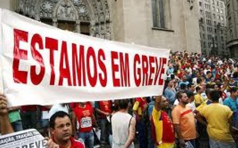PROFESSORES PROMETEM PARALISAR DIA 19 DE ABRIL