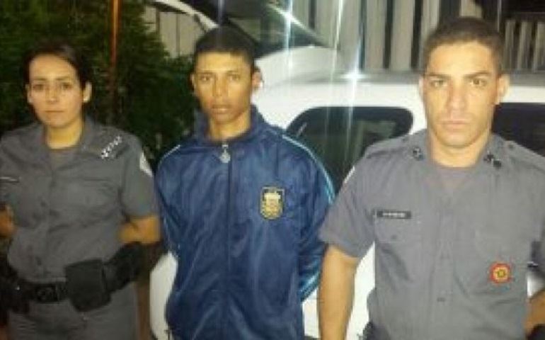 PM prende homem que vendia maconha e cocaína a R$ 20