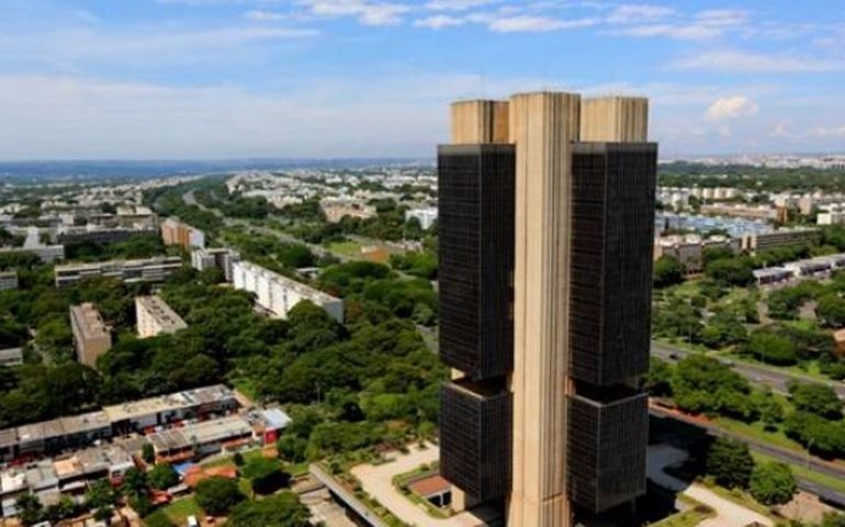 Banco Central reduz previsão de inflação para 2016 e 2017