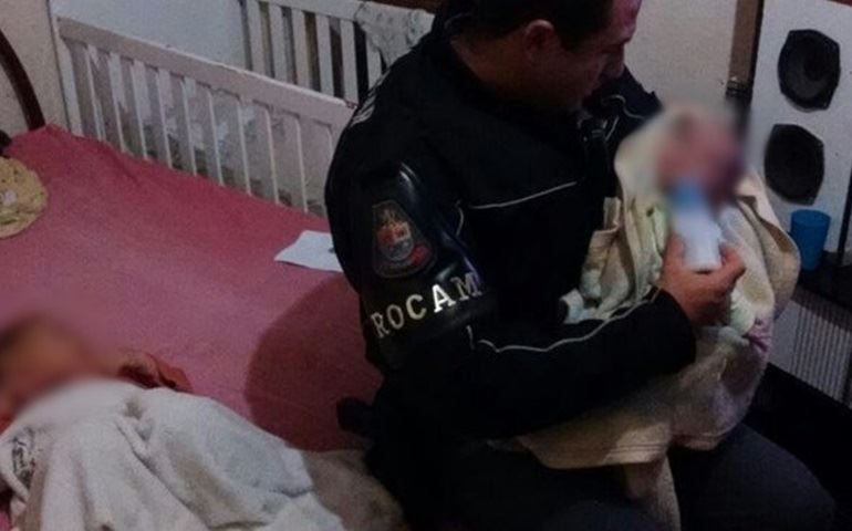 ?Cuidamos bem deles?, dizem pais de crianças achadas sozinhas em casa