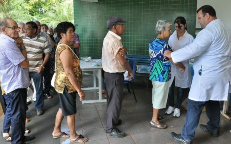 Dia 'D' da vacinação tem postos abertos