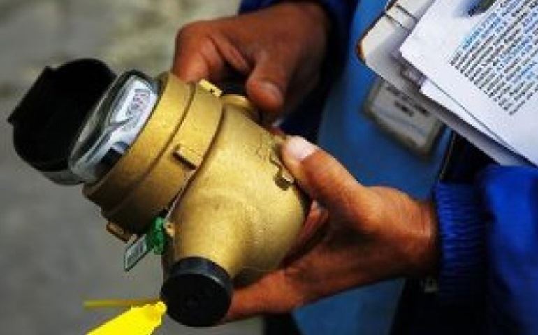 Sabesp alerta a população sobre falsos funcionários