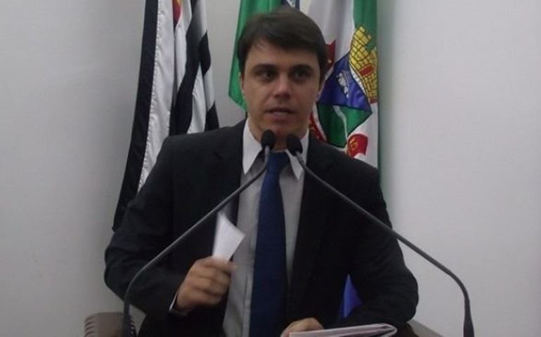 Avaré mais demitiu que admitiu pessoas este ano