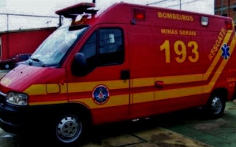 ACIDENTE NA JOÃO MELLÃO COM DOIS FERIDOS