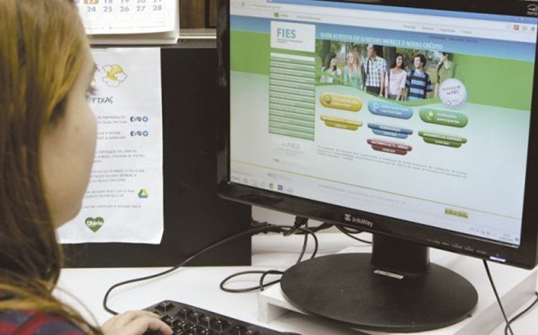 MEC autoriza ampliação de até 10% nas vagas do Fies para o segundo semestre