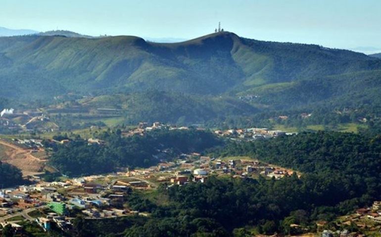 VÁRZEA PAULISTA - VEREADORES ESTÃO JOGANDO A FAVOR DE CRIME AMBIENTAL .