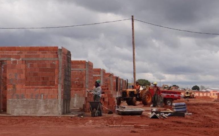 MORADORES EM ÁREA DE RISCO TERÃO PREFERÊNCIA
