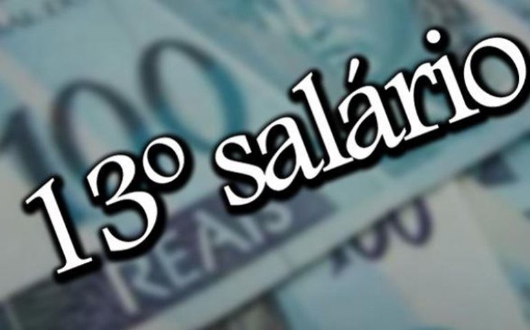 Prioridade: servidor público com salário em dia