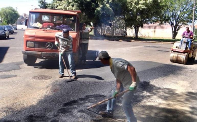 Tapa-Buracos intensifica recuperação nas ruas da Brabância, bairro de Avaré