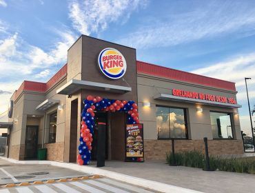 Burguer King contrata profissionais para unidade de Avaré