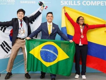Ex-aluno do Senai de Araraquara vence competição mundial de desenho mecânico na Rússia