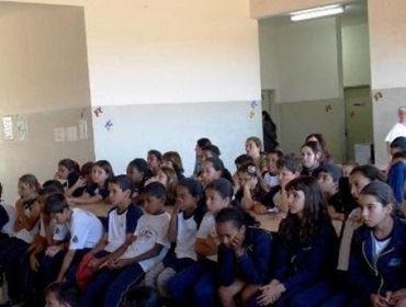 Alunos da EMEB ?Norma Lilia Pereira? participam de palestra sobre H1N1