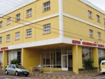 Telefones do Centro Administrativo de Avaré operando no sistema Pai de Santo