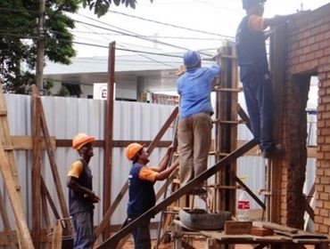 Novos postos de trabalho são gerados com obras da Prefeitura