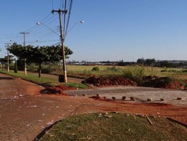 Avenida Gilberto Figueiras será interditada para início de obra