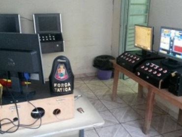 PM Apreende 07 máquinas Caça níqueis em Avaré