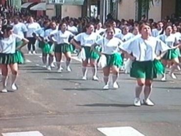 AVARÉ COMEMOROU SEUS 152 ANOS COM DESFILE CÍVICO