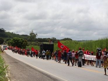Manifestantes do movimento ?Sem Terra ? estão na região de Avaré hoje.