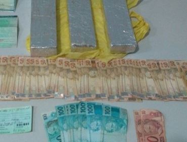 Homem é preso com tijolos de maconha em Piraju
