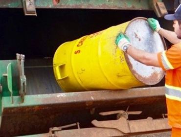 Confira os horários e dias da coleta de lixo em seu bairro