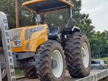 Polícia Militar localiza em Avaré trator roubado em Piracicaba