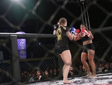 Casa cheia no evento Strike do Vale Fight