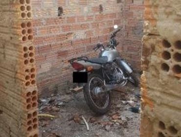 PM recupera motocicleta em processo de desmanche em Avaré