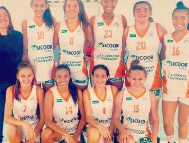 TIME DE BASQUETE DA UNIMED DISPUTA FINAL DOS JOGOS DA JUVENTUDE